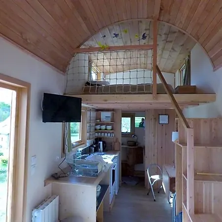 Bed & Breakfast Le Vallon Des 5 Roses Saint-Hilaire-du-Maine